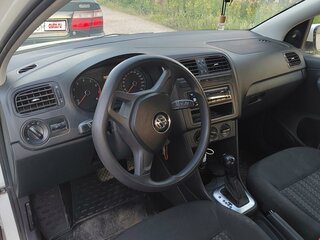 2019 Volkswagen Polo V Рестайлинг, белый, 1280000 рублей, вид 2