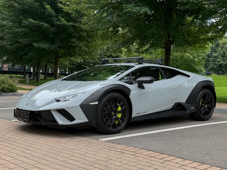 2024 Lamborghini Huracán Sterrato I Рестайлинг, серый, 34400000 рублей, вид 3