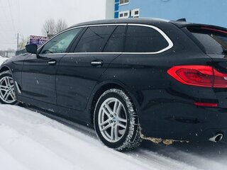 2018 BMW 5 серии 520d xDrive VII (G30/G31/G38), чёрный, 2870563 рублей, вид 5