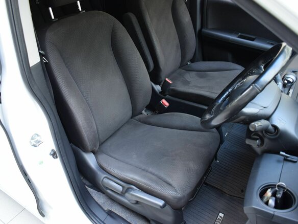 2014 Honda Freed I Рестайлинг 2, белый, 985000 рублей - вид 13