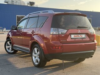 2008 Mitsubishi Outlander II, красный, 1250000 рублей, вид 4