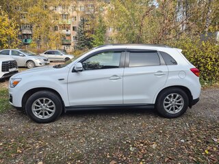 2012 Mitsubishi ASX I Рестайлинг, белый, 1000000 рублей, вид 2