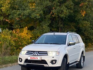 2014 Mitsubishi Pajero Sport II Рестайлинг, белый, 2000000 рублей, вид 1