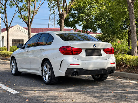 2022 BMW 1 серии 120i III (F52) Рестайлинг, белый, 1726661 рублей, вид 5