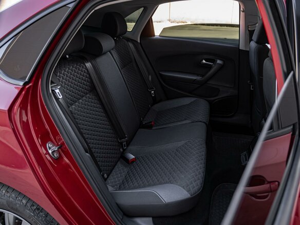 2019 Volkswagen Polo V Рестайлинг, красный, 1450000 рублей - вид 6