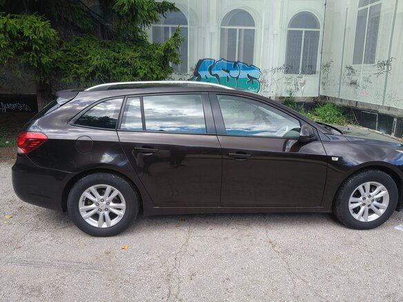 2013 Chevrolet Cruze I Рестайлинг, коричневый, 580000 рублей - вид 1