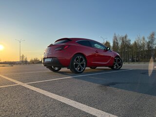 2013 Opel Astra GTC J Рестайлинг, красный, 1150000 рублей, вид 5