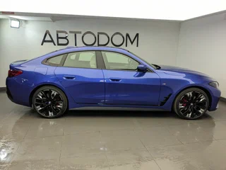 2026 BMW 4 серии Gran Coupe 430i xDrive G22, G23, G26 Рестайлинг, синий, 12250000 рублей, вид 5