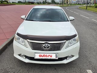 2014 Toyota Camry VII (XV50), белый, 1620000 рублей, вид 3