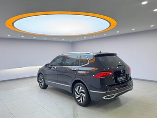 2022 Volkswagen Tiguan L II Рестайлинг (China Market), чёрный, 1923000 рублей, вид 4