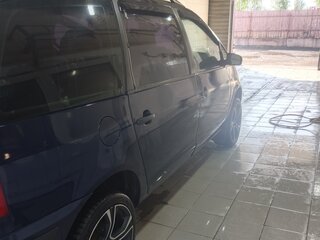2001 Volkswagen Sharan I Рестайлинг, синий, 500000 рублей, вид 5