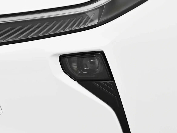 2026 Toyota Corolla XII (E210), белый, 3250000 рублей - вид 13