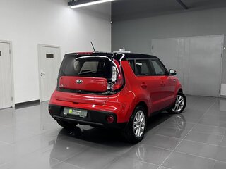 2017 Kia Soul II Рестайлинг, красный, 1540000 рублей, вид 2