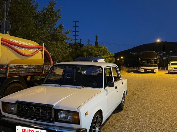 2008 Lada (ВАЗ) 2107, белый, 280000 рублей - вид 2