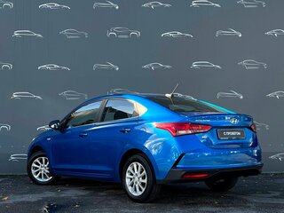 2021 Hyundai Solaris II Рестайлинг, синий, 1698800 рублей, вид 4