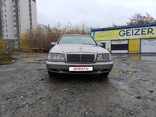 1999 Mercedes-Benz C-Класс 230 I (W202) Рестайлинг, золотистый, 260000 рублей, вид 5