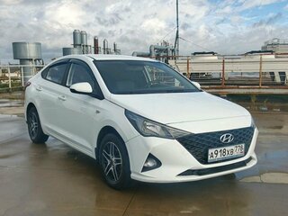 2021 Hyundai Solaris II Рестайлинг, белый, 1345000 рублей, вид 4