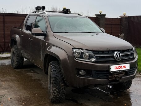 2012 Volkswagen Amarok, коричневый, 1000000 рублей, вид 2