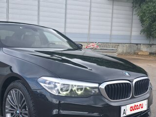 2017 BMW 5 серии 520d VII (G30/G31/G38), чёрный, 2700000 рублей, вид 2