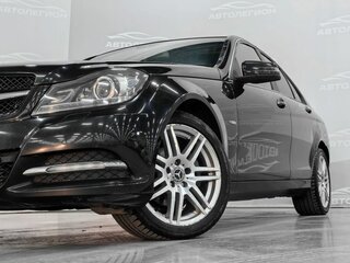 2011 Mercedes-Benz C-Класс 180 BlueEFFICIENCY III (W204) Рестайлинг, чёрный, 1230000 рублей, вид 3