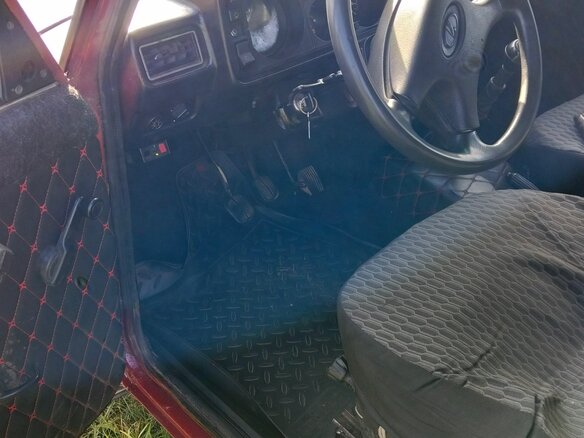 1993 Lada (ВАЗ) 2105, пурпурный, 120000 рублей - вид 12