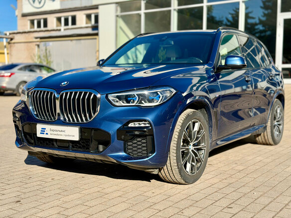 2020 BMW X5 30d IV (G05/G18), синий, 8249000 рублей - вид 2