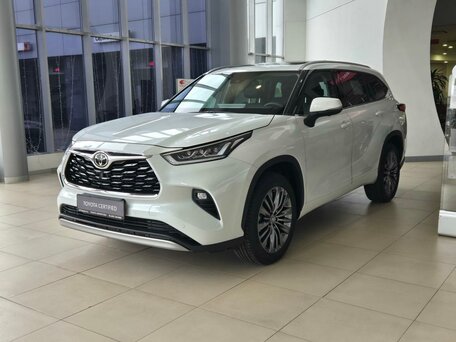 Toyota Highlander IV (XU70)