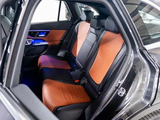 2025 Mercedes-Benz GLC 300 II (X254), серый, 8970000 рублей, вид 3