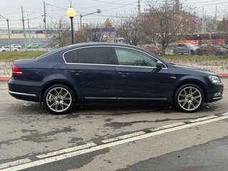 2011 Volkswagen Passat B7, синий, 940000 рублей, вид 4