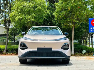 2026 Changan Qiyuan Q05 40.3 kWh II, серебристый, 1750206 рублей, вид 2