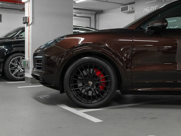 2020 Porsche Cayenne GTS Coupé III, коричневый, 12300000 рублей - вид 28