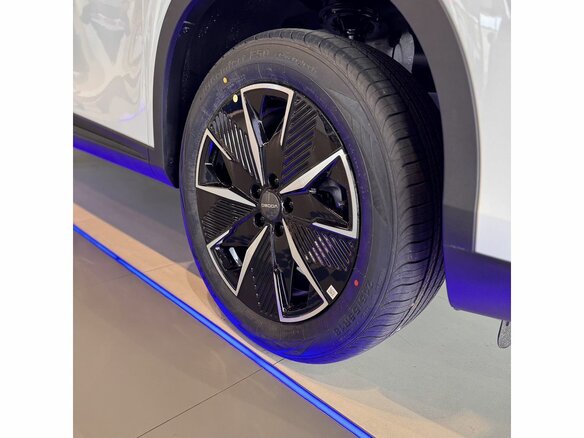 2026 Omoda C5 II, белый, 2399000 рублей - вид 15