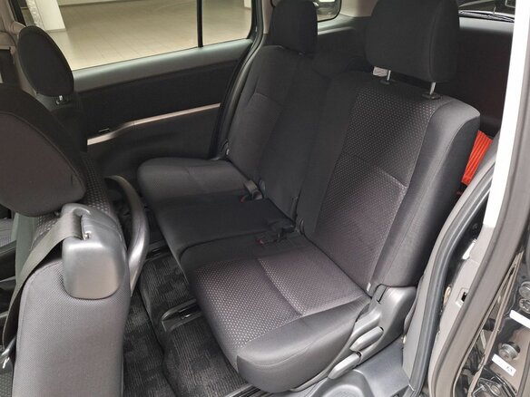 2010 Toyota ISis I Рестайлинг, чёрный, 1150000 рублей - вид 20