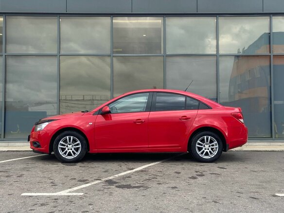 2012 Chevrolet Cruze I, красный - вид 4