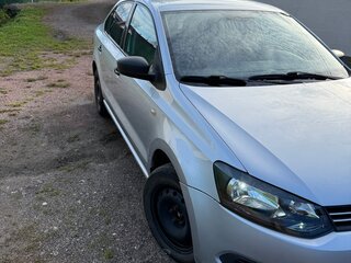 2013 Volkswagen Polo V, серебристый, 550000 рублей, вид 1