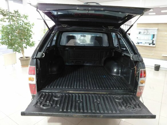 2008 Mazda BT-50 I, чёрный, 680000 рублей - вид 21