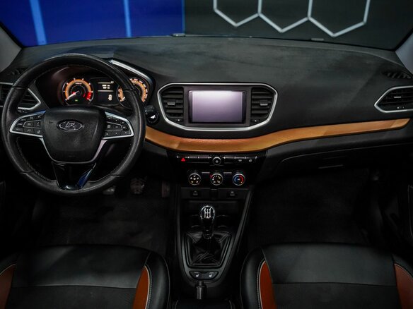 2024 Lada (ВАЗ) Vesta SW I Рестайлинг (NG), белый - вид 11