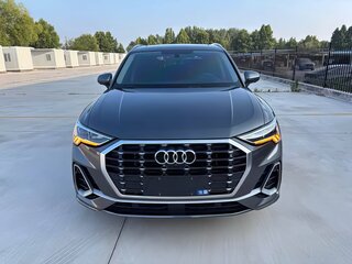2023 Audi Q3 35 TFSI II (F3), серый, 2690000 рублей, вид 2