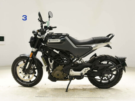 2021 Husqvarna Svartpilen 250, чёрный, 430000 рублей, вид 2