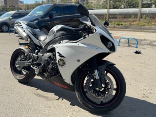 2014 Yamaha YZF-R1, белый, 1000000 рублей, вид 3