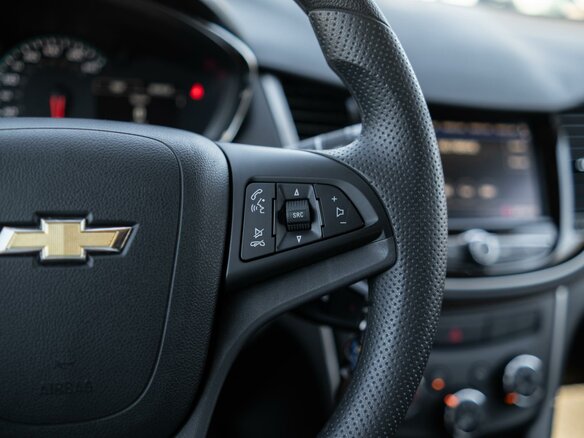 2022 Chevrolet Trax I Рестайлинг, серый, 1480000 рублей - вид 16