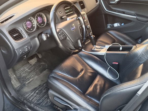 2011 Volvo S60 II, синий, 800000 рублей - вид 7
