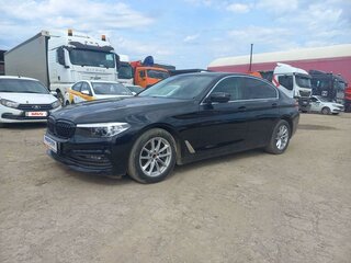 2019 BMW 5 серии 520i VII (G30/G31/G38), чёрный, 3565000 рублей, вид 2