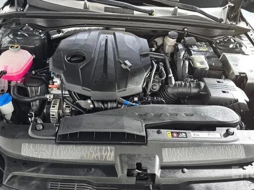 2022 Kia K5 III, чёрный, 1820000 рублей - вид 16