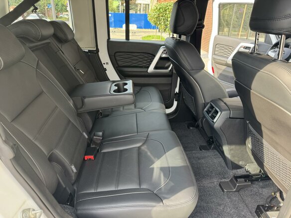 2026 BAIC BJ40 I Рестайлинг, белый - вид 17