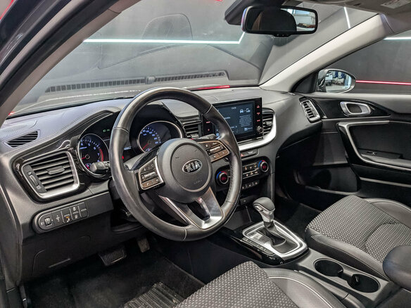 2020 Kia Ceed III, серый, 2190000 рублей - вид 14