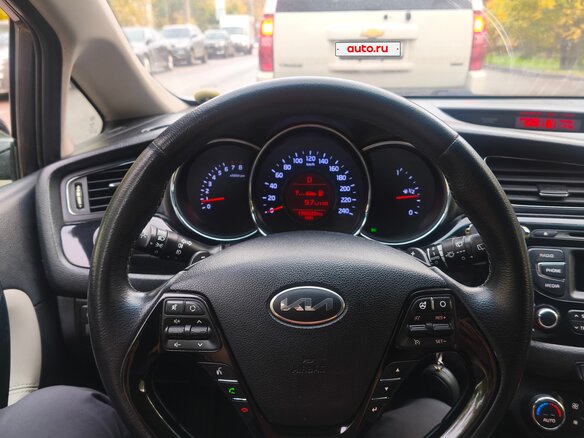 2013 Kia Ceed II, чёрный, 950000 рублей - вид 11
