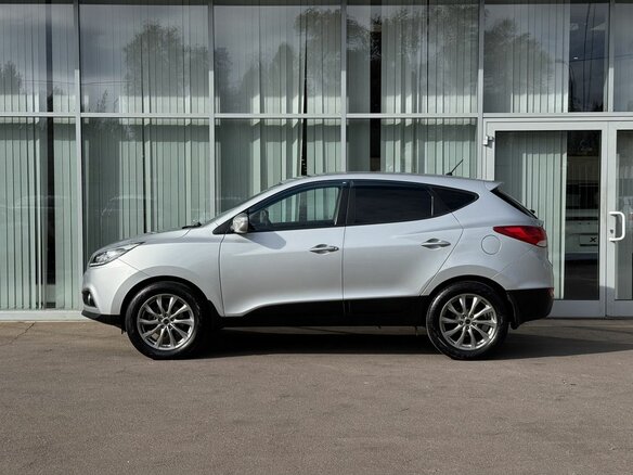 2015 Hyundai ix35 I Рестайлинг, серебристый, 1520000 рублей - вид 7
