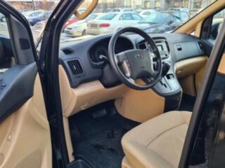 2019 Hyundai H-1 II Рестайлинг 2, чёрный, 3300000 рублей, вид 2
