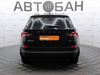 2021 Skoda Kodiaq I, чёрный, 3200000 рублей, вид 5